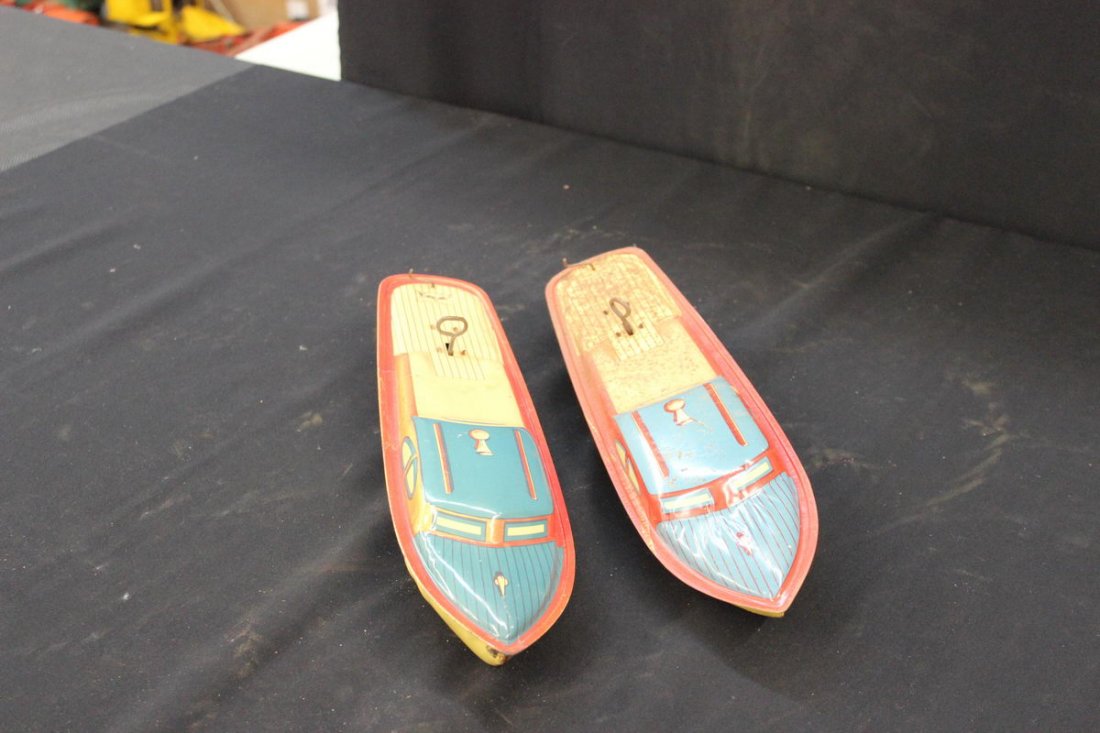 2 TIN BOATS BY LINDSTROM - 15" - ONE MONEY: 2 TIN BOATS BY LINDSTROM - 15" - ONE MONEY