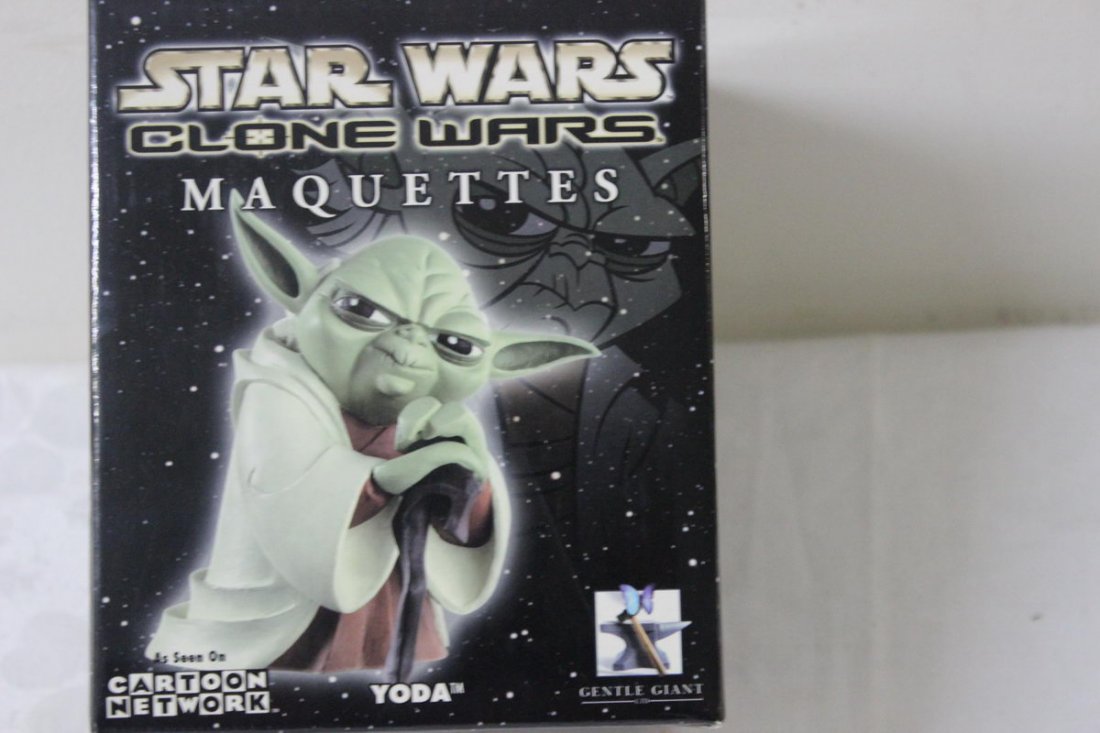 2004 GENTLE GIANT LTD - CLONE WARS MAQUETTES - YOD: 2004 GENTLE GIANT LTD - CLONE WARS MAQUETTES - YODA IN GREAT SHAPE - 3487/7500