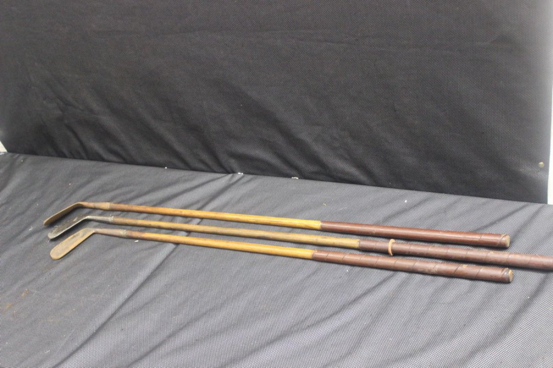 THREE WILSON GOLF CLUBS: THREE WILSON GOLF CLUBS