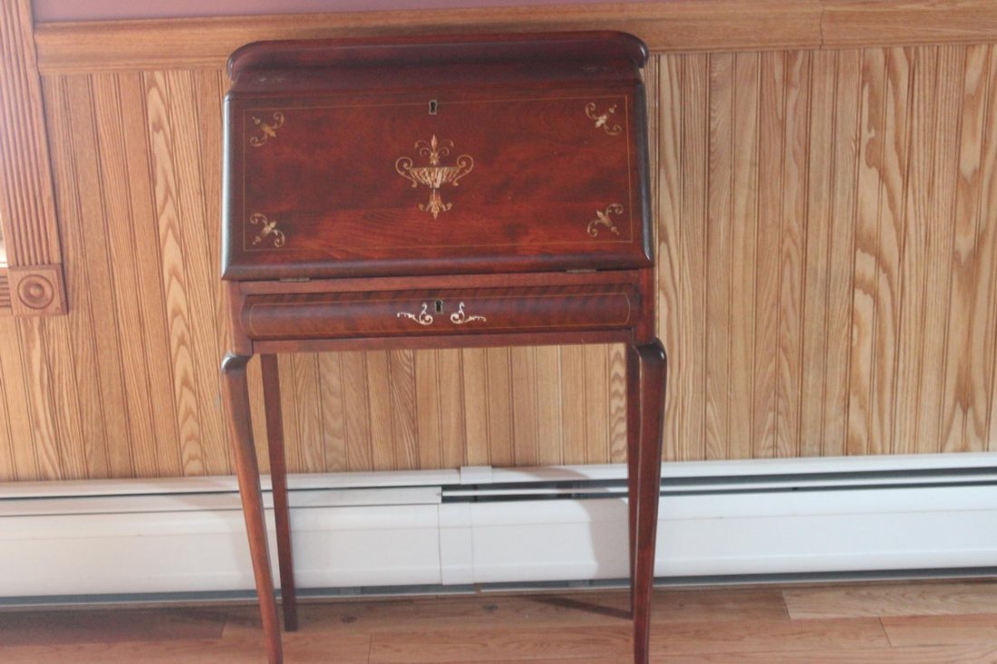 GREAT CHILD'S DROP FRONT DESK WITH INLAY FLAMING BIRCH : GREAT CHILD'S DROP FRONT DESK WITH INLAY FLAMING BIRCH 36 X 22