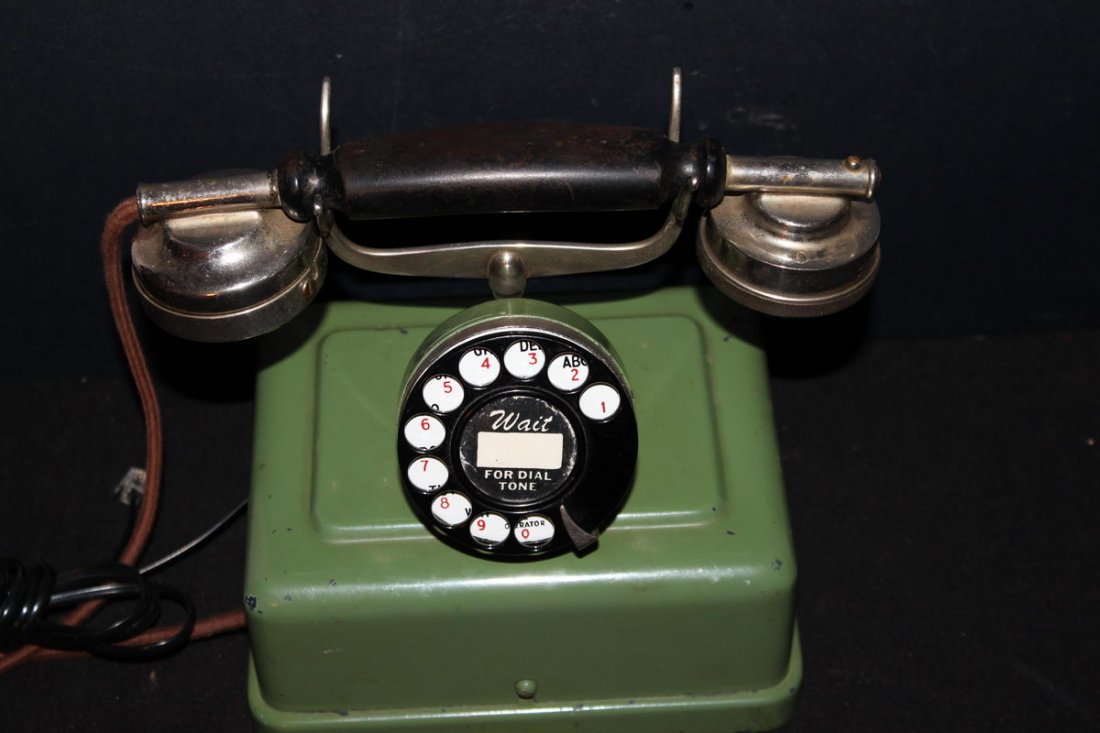 GREAT EARLY MINT DIAL PHONE - WORKS PERFECT - NO MAKERS - 2