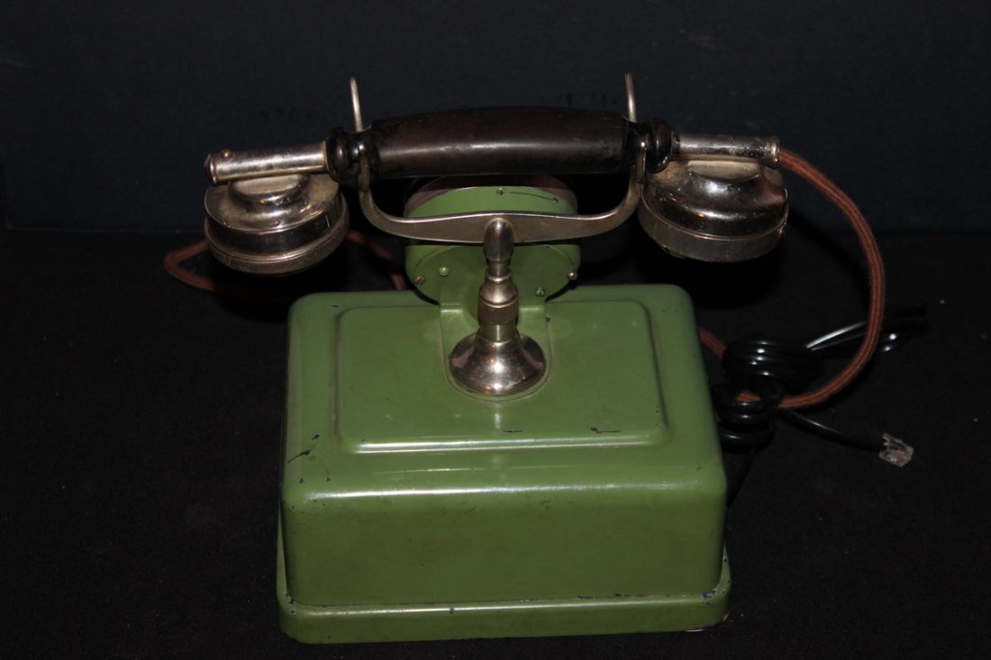 GREAT EARLY MINT DIAL PHONE - WORKS PERFECT - NO MAKERS - 3