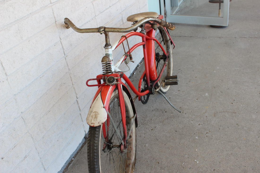 MONTGOMERY WARDS HAWTHORNE 26 INCH W/ 1961 GLOVERSVILLE - 3