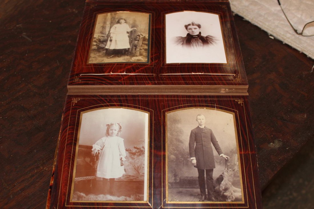 VICTORIAN PHOTO ALBUM LOOSE PAGES BUT COMPLETE - MANY P - 6