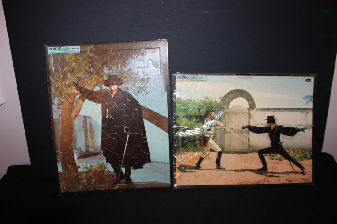 2 COMPLETE 1957 ZORRO PUZZLES EXCELLENT CONDITION: 2 COMPLETE 1957 ZORRO PUZZLES EXCELLENT CONDITION