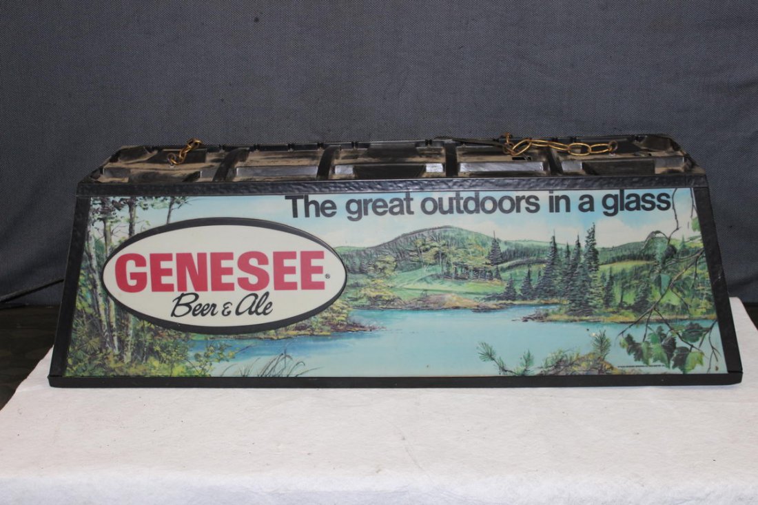 HANGING GENESEE POOL TABLE LIGHT IN GOOD CONDITION 40 X: HANGING GENESEE POOL TABLE LIGHT IN GOOD CONDITION 40 X 13.5