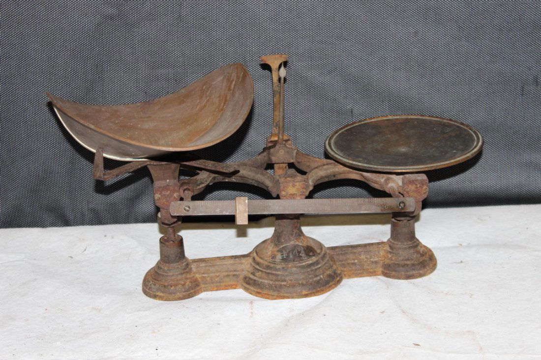 OLD PAIR BALANCE BEAM SCALES #742: OLD PAIR BALANCE BEAM SCALES #742