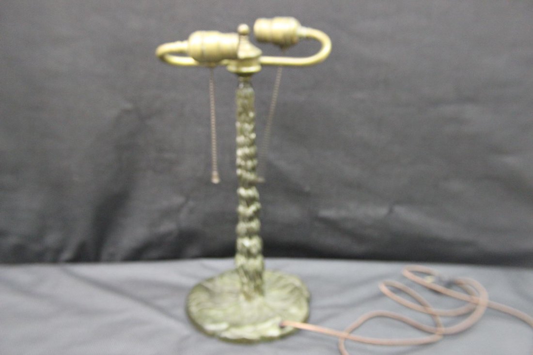 LOVELY PIERPOINT TREETRUNK LAMP BASE IN COMPLETE: LOVELY PIERPOINT TREETRUNK LAMP BASE IN COMPLETE ORIGINAL CONDITION - GREAT ORIGINAL COLOR - MINT 17" TALL