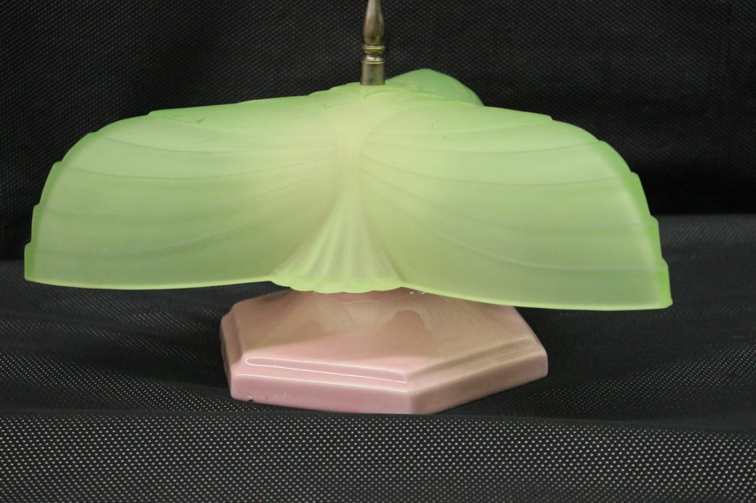 EFCOLITE SATIN GLASS CEILING FIXTURE THREE SOCKET STAR: EFCOLITE SATIN GLASS CEILING FIXTURE THREE SOCKET STAR SHAPED MINT CONDITION - ORIGINAL CONDITION AND NEAT
