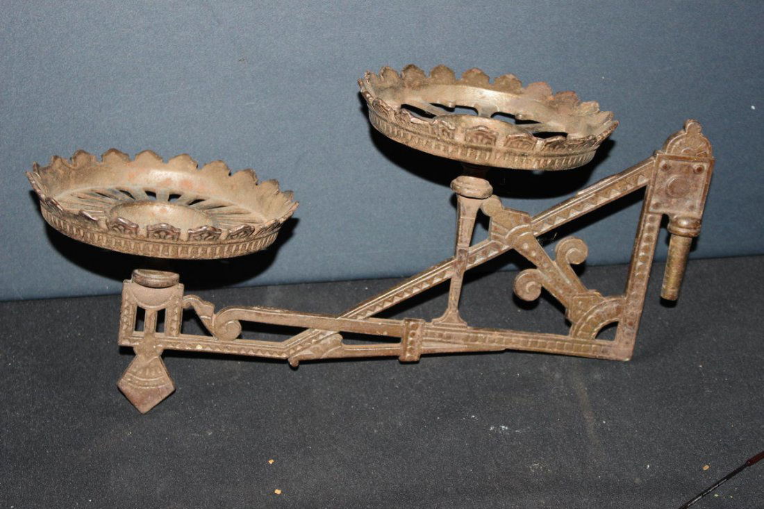 2 TIER WALL MOUNT KERO HANGING BRACKET FIXTURE: 2 TIER WALL MOUNT KERO HANGING BRACKET FIXTURE EASTLAKE PERIOD - MINT