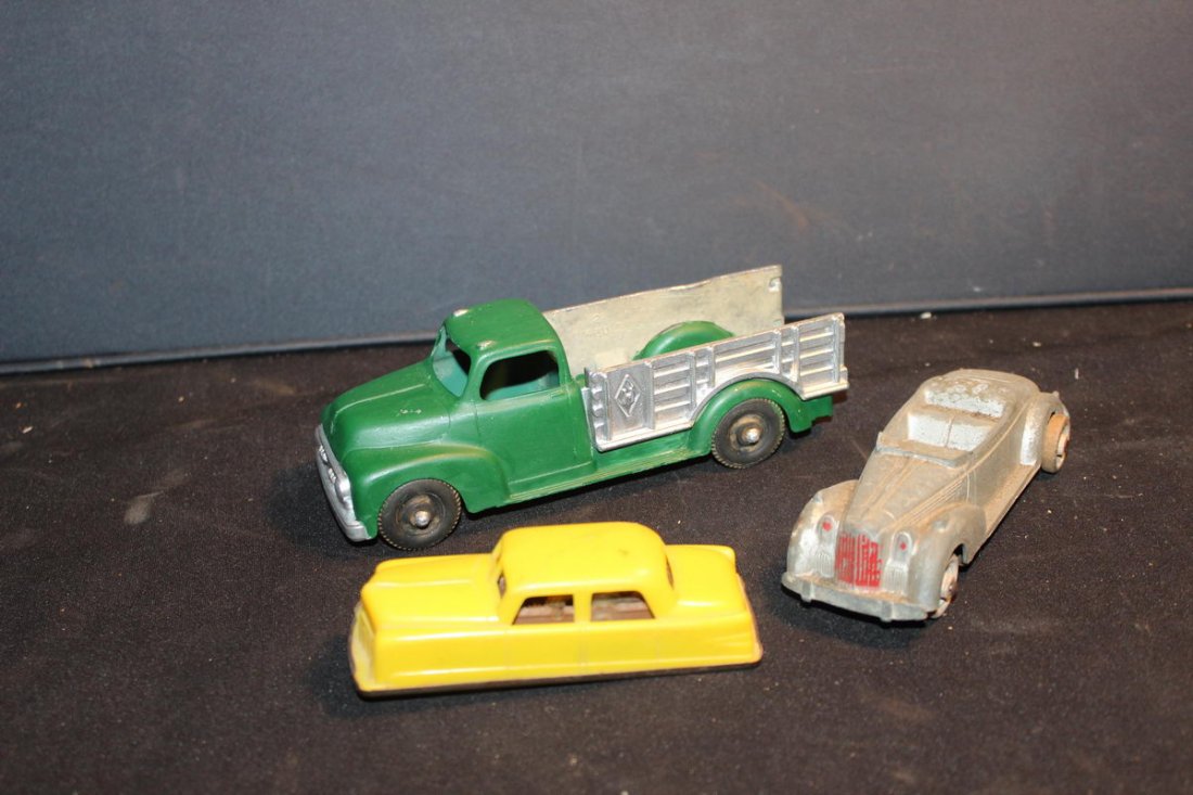 HUBLEY CAR & TRUCK - GOOD CONDITION - PLASTIC KEY WIND: HUBLEY CAR & TRUCK - GOOD CONDITION - PLASTIC KEY WIND - NO KEY