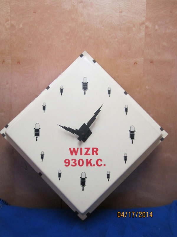 24" W I ZR RADIO 930 K.C. ADV. CLOCK WITH MICROPHONE: 24" W I ZR RADIO 930 K.C. ADV. CLOCK WITH MICROPHONE DESIGN (JOHNSTOWN- GLOVERSVILLE STATION)
