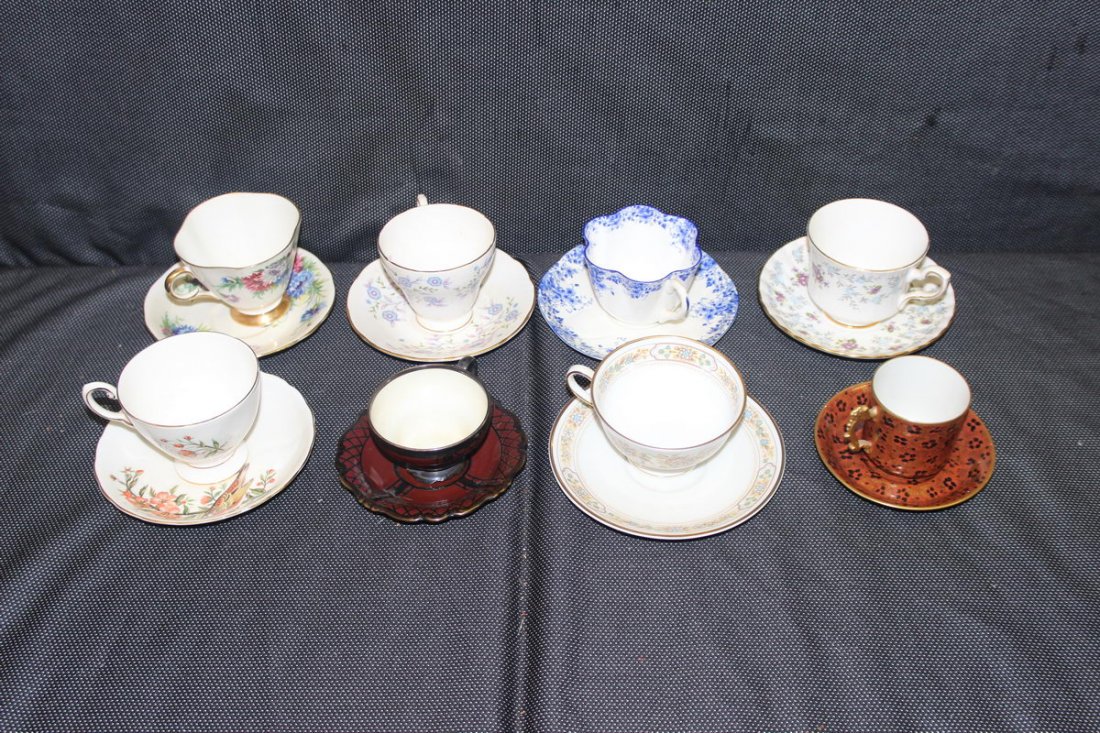 LOT OF 8 TEACUPS INCLUDING ROSENTHAL, CLARENCE, TALLEC,: LOT OF 8 TEACUPS INCLUDING ROSENTHAL, CLARENCE, TALLEC, SHELLEY, ETC.