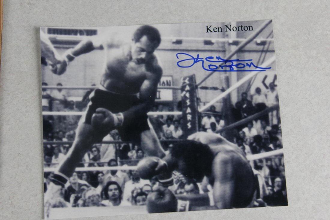 original rare autograph!!!this photo is hand signed by: original rare autograph!!!this photo is hand signed by world boxing council heavyweight champ KEN NORTON!!!! with coa