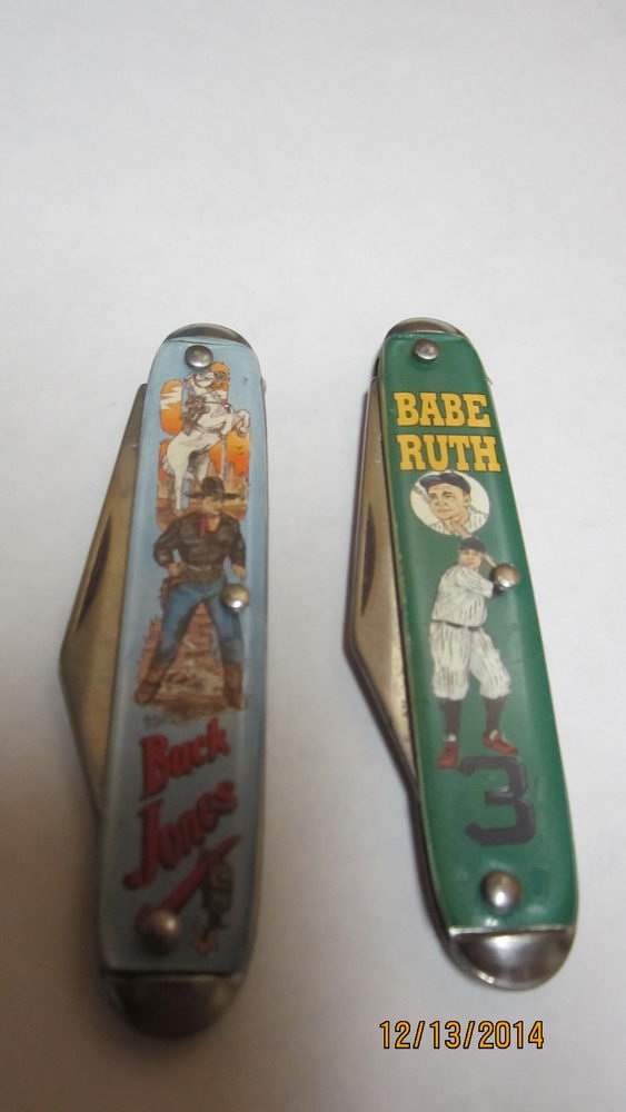 2 NICE 3.5" FOLDING KNIVES FROM THE NOVELTY KNIFE CO.: 2 NICE 3.5" FOLDING KNIVES FROM THE NOVELTY KNIFE CO. USA - ONE BABE RUTH - THE OTHER BUCK JONES - BOTH ARE MINT