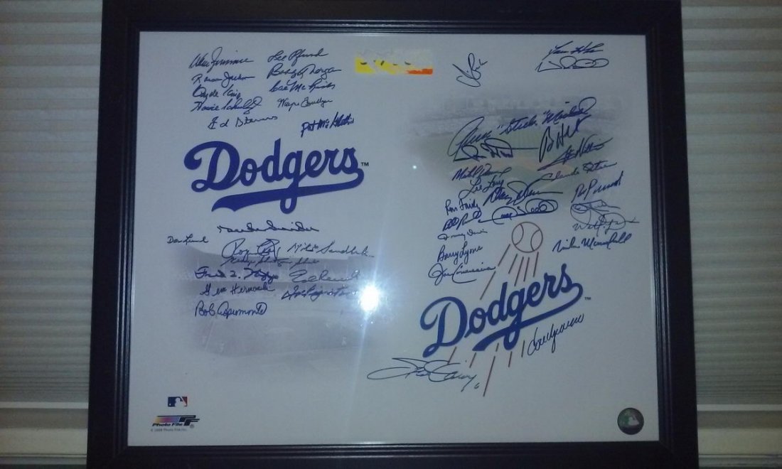 Very rare Dodgers framed piece with 43 autos of all: Very rare Dodgers framed piece with 43 autos of all diff dodger greats duke insider, Barry Lyons, shuba, and many more