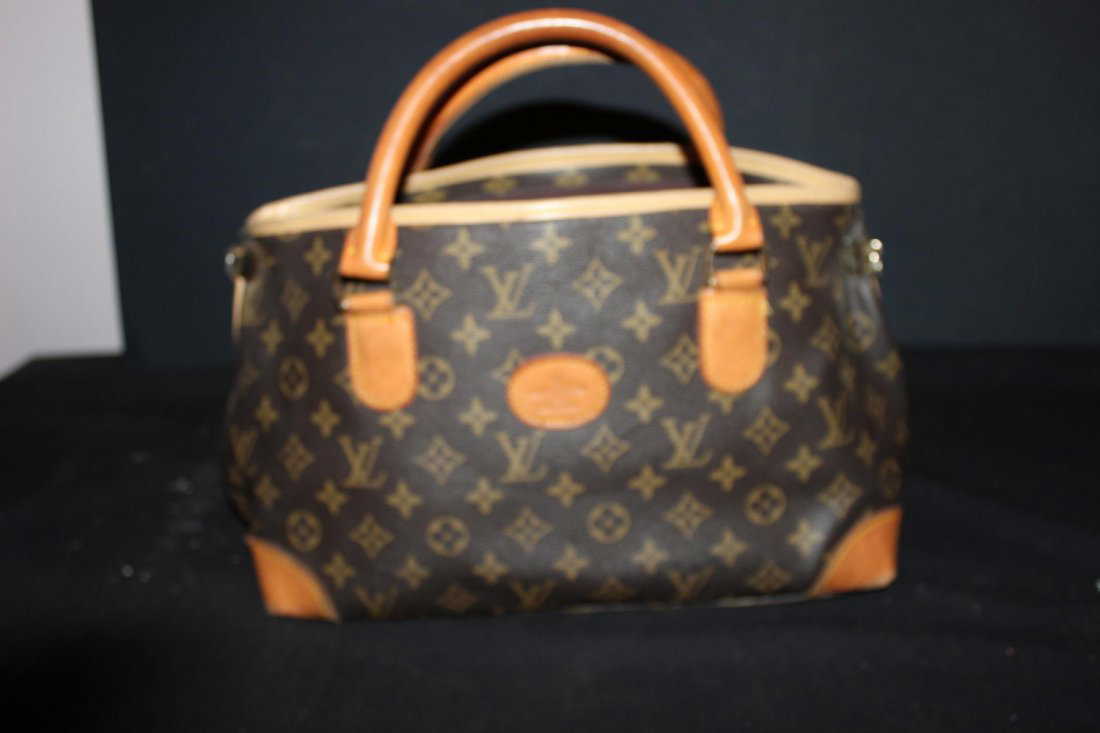 LOUIS VUITTON PURSE PARIS MADE IN FRANCE LOUIS VUITTON PURSE PARIS MADE IN FRANCE