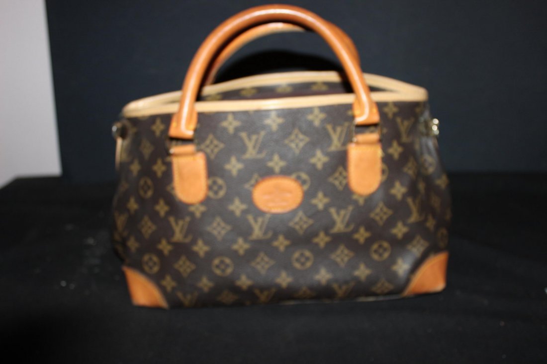 LOUIS VUITTON PURSE PARIS MADE IN FRANCE : Lot 0055