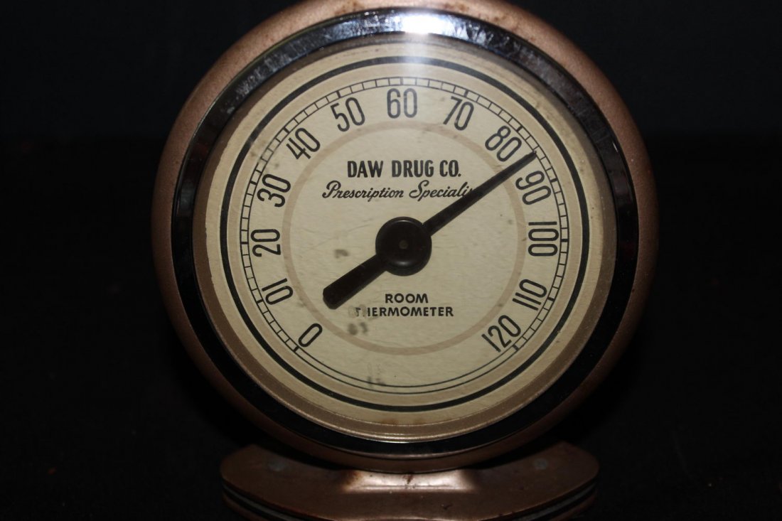 CUTE DECO STYLE ADVERTISING BAROMETER SIGNED DAW DRUG: CUTE DECO STYLE ADVERTISING BAROMETER SIGNED DAW DRUG CO. - PRESCRIPTION SPECIALIST - 4.5 X 4