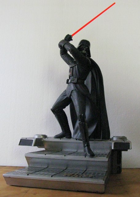 STAR WARS DARTH VADER PAINTED STATUE CINEMACAST LIMITED (1 of 6)