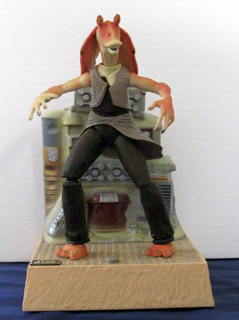 dancing jar jar binks toy