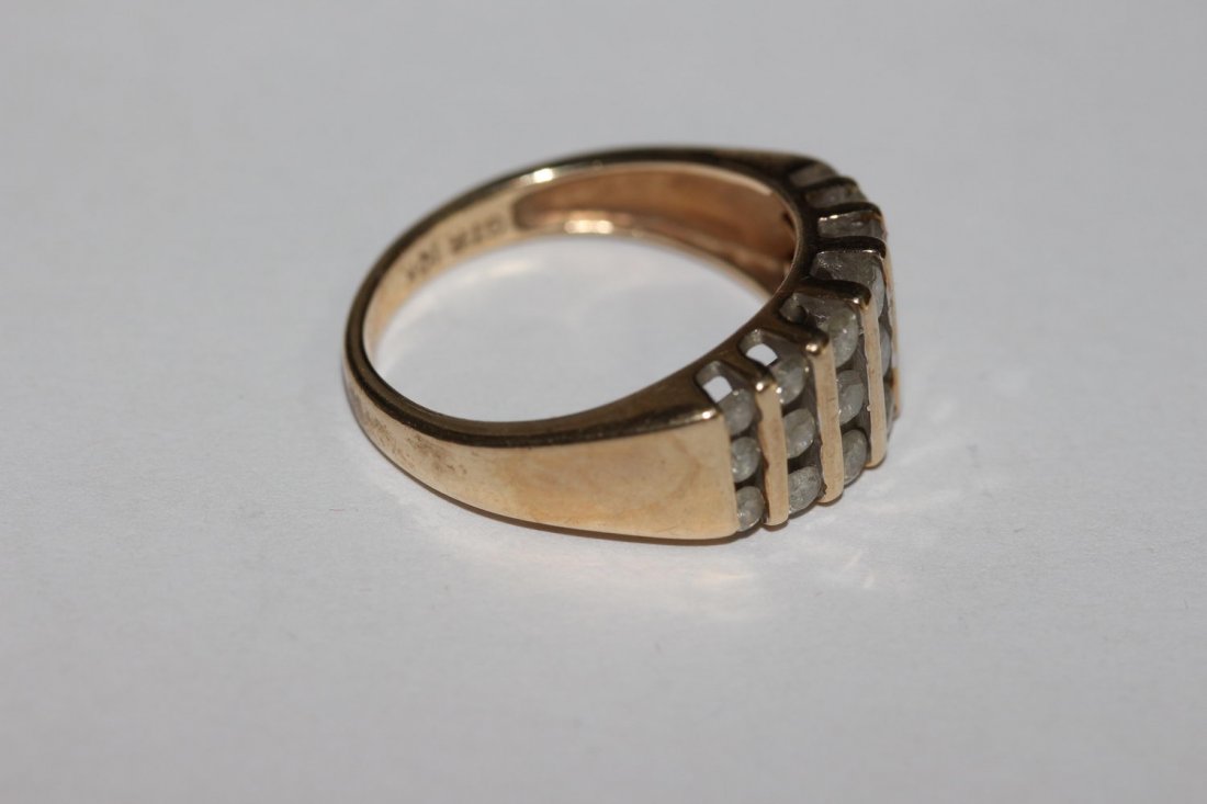 10K DIAMOND RING FEATURES 3 ROWS GENUINE DIAMONDS (1 of 4)