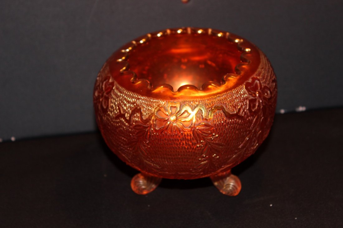 CARNIVAL MARIGOLD THREE FOOTED ROSE BOWL GARLAND (1 of 3)