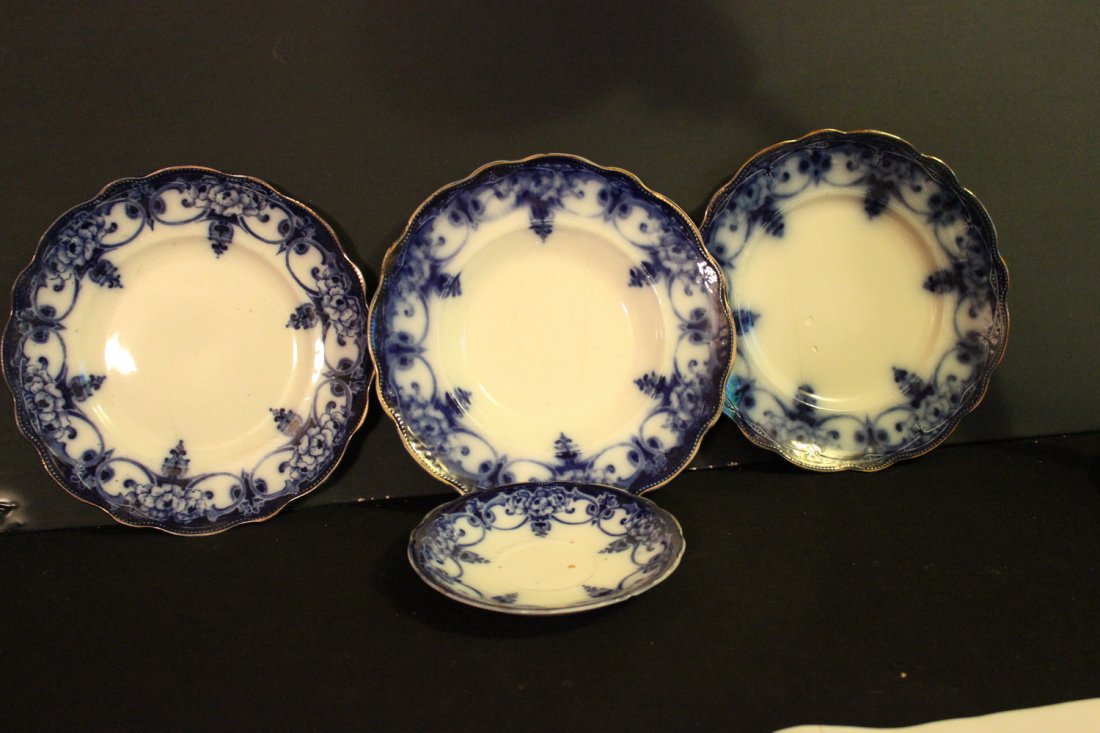 4 PIECES OF FLOW BLUE ALL MATCHING - 2 PLATES - SOUP (1 of 5)