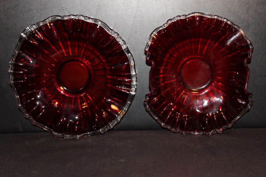 2 NICE PIECES OF RUFFLED CRANBERRY GLASS W/ CASE GLASS (1 of 4)