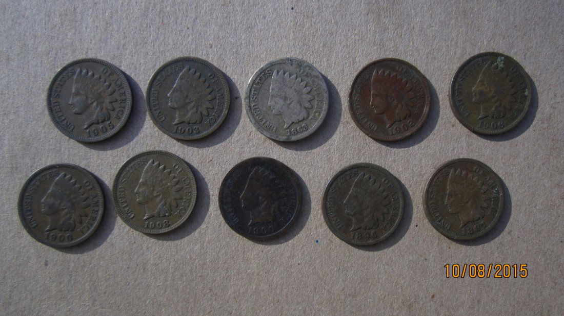 LOT OF 10 INDIAN HEAD PENNY'S (1 of 4)