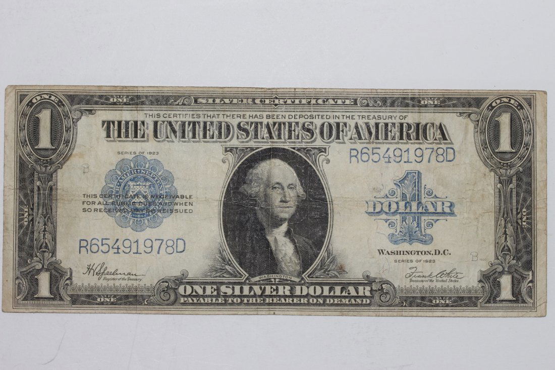 1923 SERIES LARGE SILVER CERTIFICATE ONE DOLLAR BILL (1 of 3)