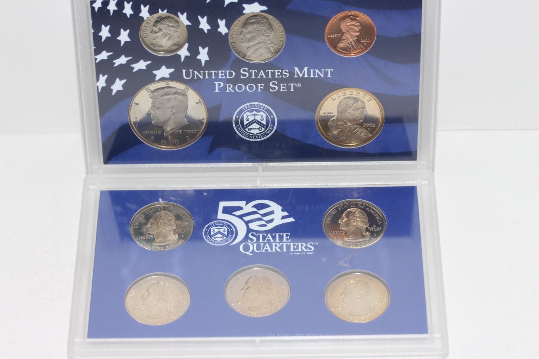 2002 S U.S. MINT PROOF SET - INC. ONE DOLLAR (1 of 2)