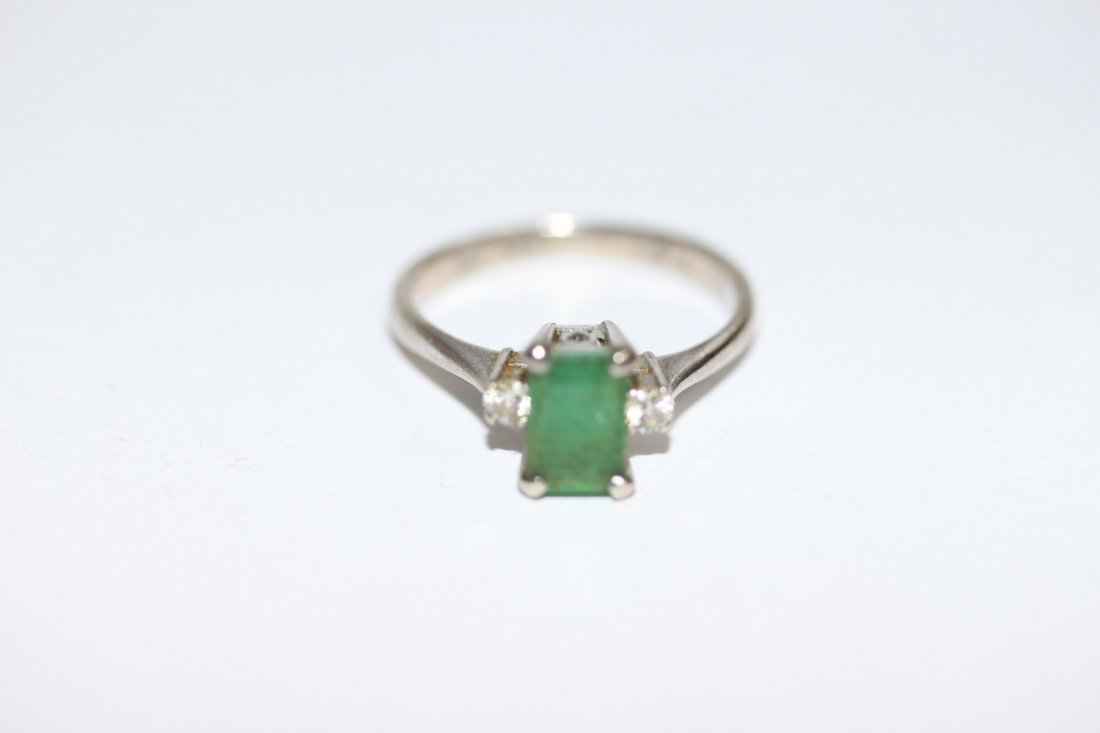 14K EMERALD & DIAMOND RING FEAT. RECTANGULAR EMERALD W/ (1 of 3)