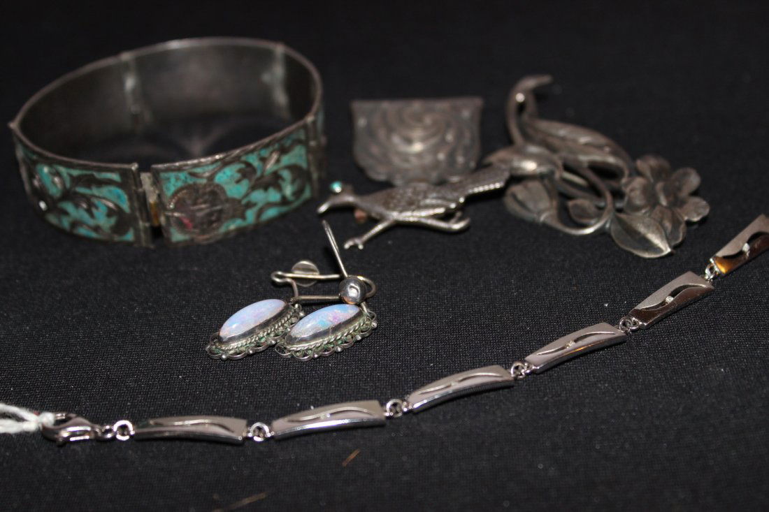 6 PIECE STERLING LOT - MONEY CLIP - 2 PINS - DROP (1 of 7)