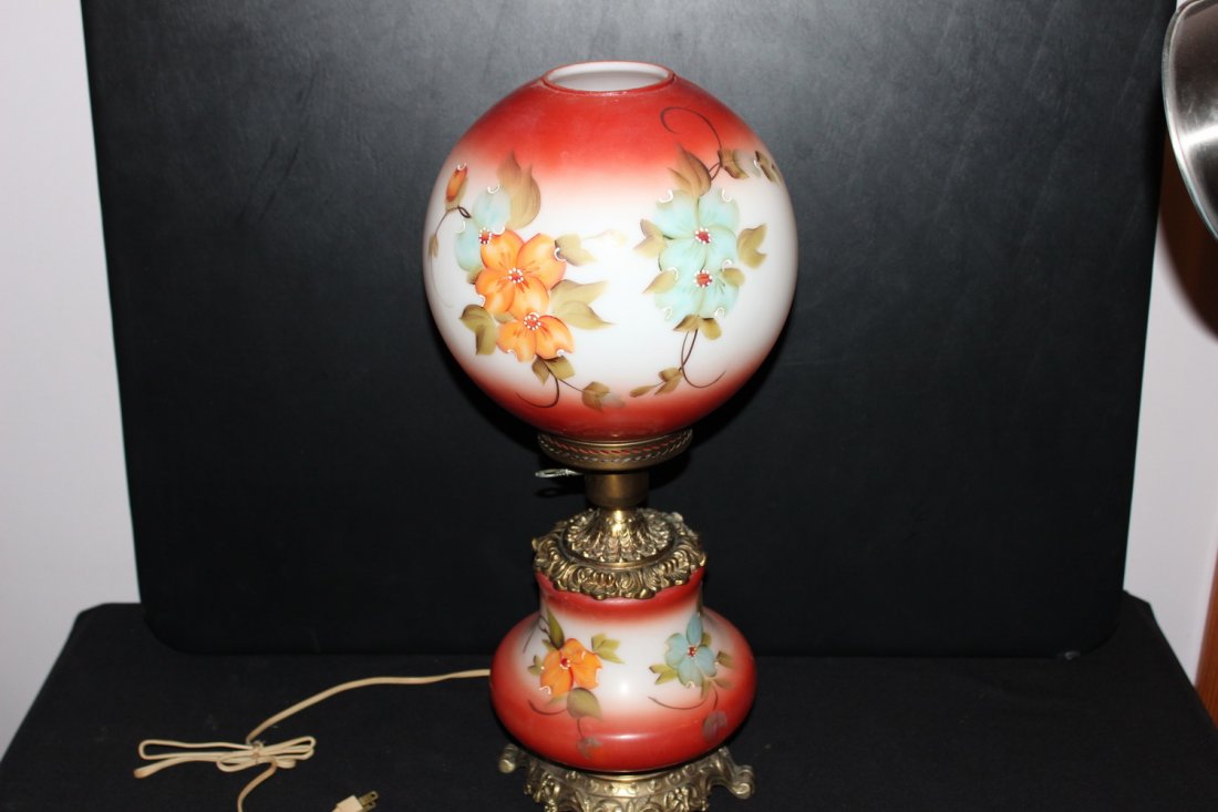 BEAUTIFUL HAND PAINTED G.W.T.W. LAMP IN MINT COND. - (1 of 4)
