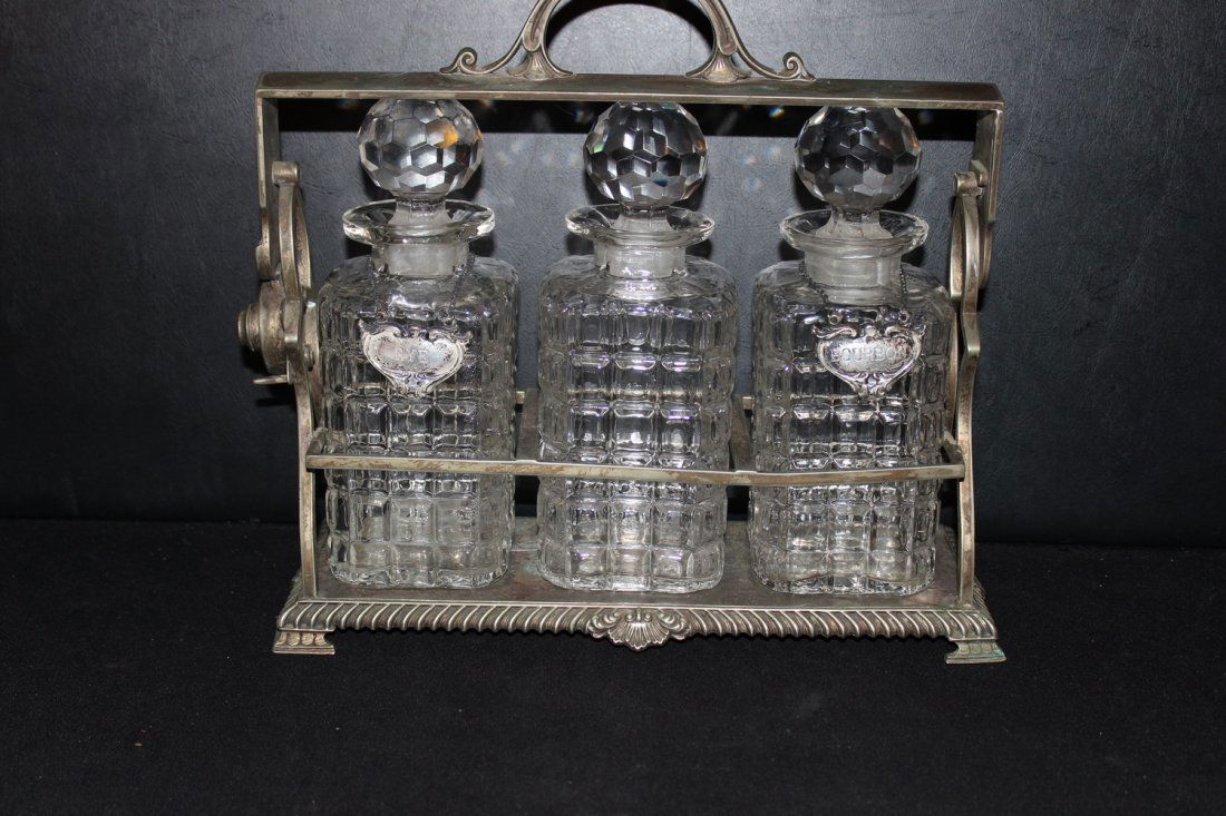ANTIQUE TANTALUS 3 DECANTER LIQUOR SET WITH DECO FLAIR (1 of 6)