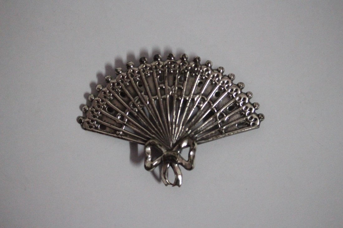 LARGE VINTAGE DESIGNER STERLING SILVER FAN BROACH 2.5" (1 of 2)