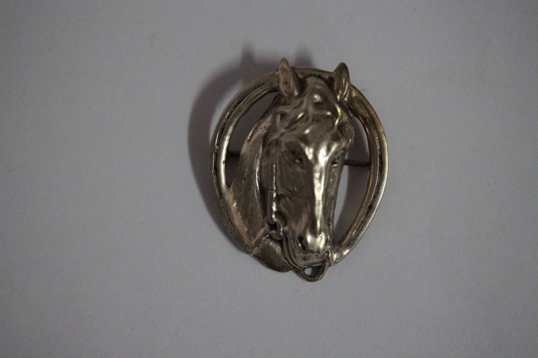 HORSE STERLING SILVER BROACH/PIN HEAVY (1 of 2)