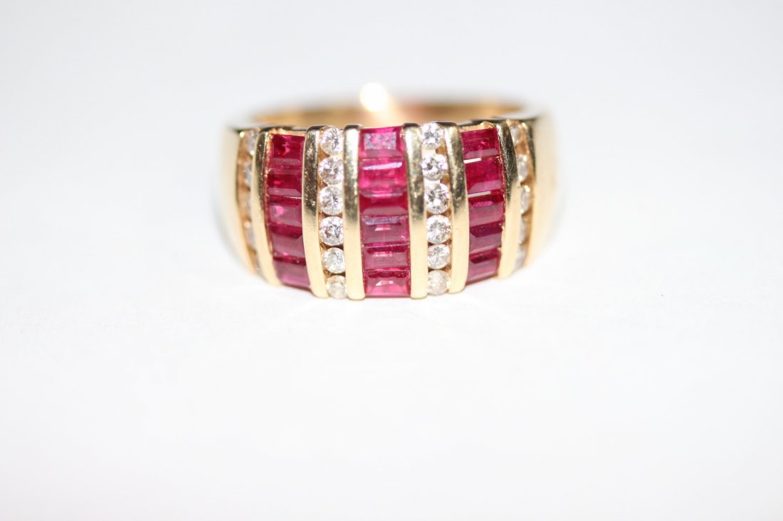 MEN'S/LADIES 14 K DIAMOND AND RUBY RING FEATURES 22 (1 of 7)