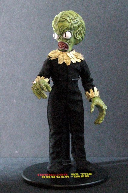 INVASION OF THE SAUCER MEN - POSEABLE MARTIAN FIGURE - (1 of 5)