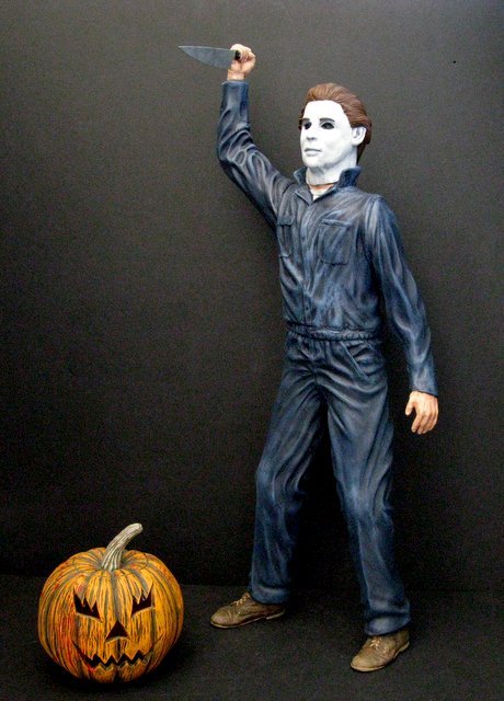 MICHAEL MYERS - HALLOWEEN - PRO PAINTED MODEL FIGURE - (1 of 6)