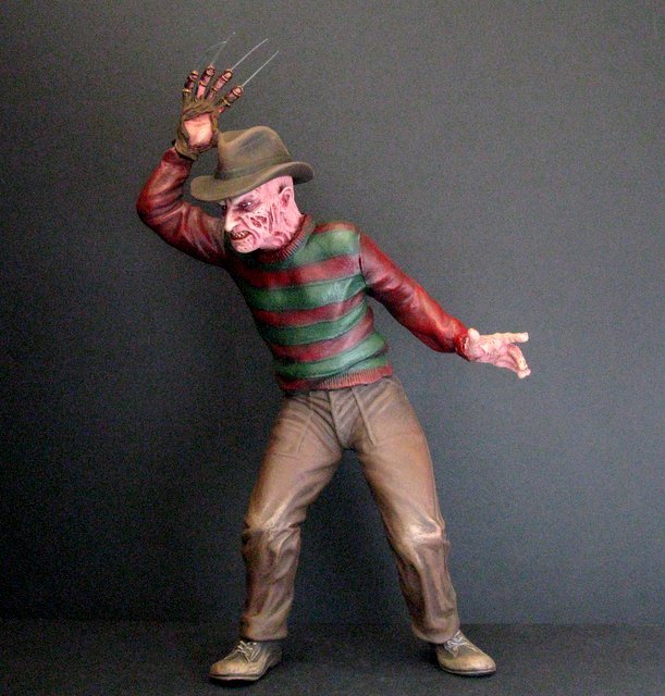 FREDDY KRUEGER - NIGHTMARE ON ELM STREET - PRO PAINTED (1 of 6)