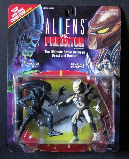 ALIEN VS PREDATOR - 6" ACTION FIGURE DOUBLE-PACK - (1 of 2)