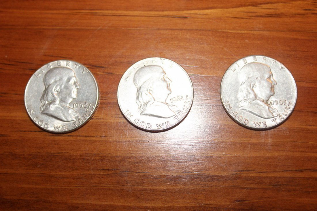 3 FRANKLINS WITH GOOD MINT LUSTER - 1961 - 63 - 58 (1 of 5)