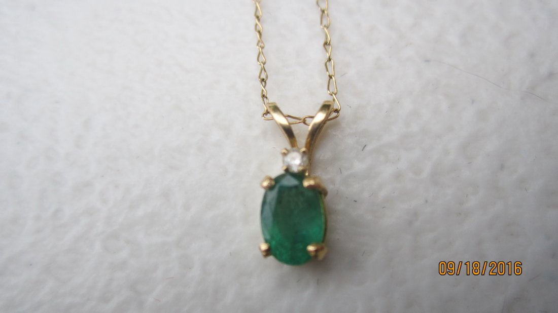 NICE 14K NECKLACE W/ EMERALD PENDANT & 20" CHAIN  - (1 of 2)