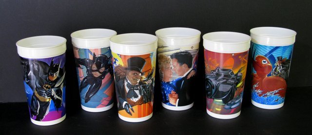 BATMAN RETURNS - COMPLETE SET OF SIX McDONALDS CUPS -: BATMAN RETURNS - COMPLETE SET OF SIX McDONALDS CUPS - Louisiana Plastics, 1992 - Set of six plastic cups featuring stunning art from the Batman Returns film. Each cup is 6 1/2" tall with a 4" diameter