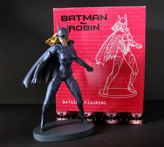 BATMAN AND ROBIN (MOVIE) - BATGIRL PAINTED STATUE WITH (1 of 5)
