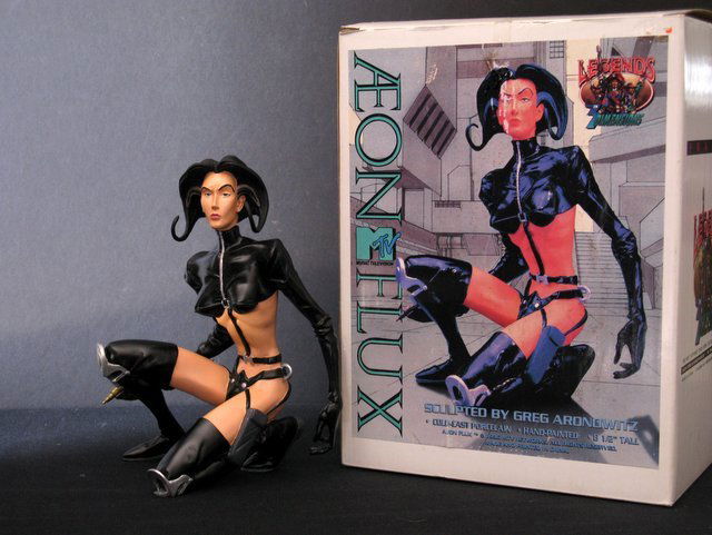 MTV’s AEON FLUX - COLD-CAST PORCELAIN STATUE - Legends (1 of 6)