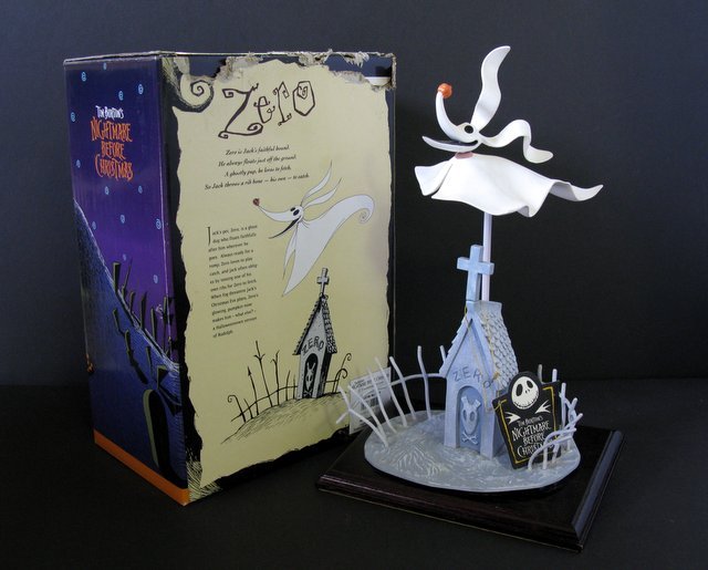 ZERO - NIGHTMARE BEFORE CHRISTMAS ZERO - PAINTED STATUE: ZERO - NIGHTMARE BEFORE CHRISTMAS ZERO - PAINTED STATUE - Jun Planning, 1995 - Beautiful statue of the ghostly mascot of the movie. Includes base with graveyard dog house, original colorful box, tag,