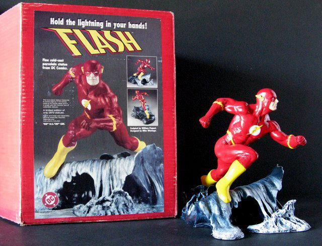 DC COMICS THE FLASH DELUXE PAINTED STATUE WITH BOX - DC (1 of 5)